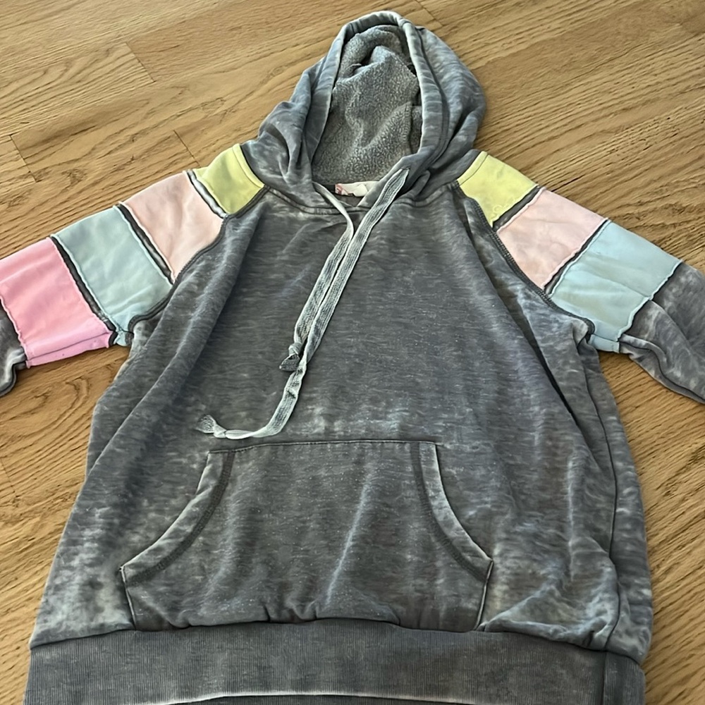 Grey hoodie